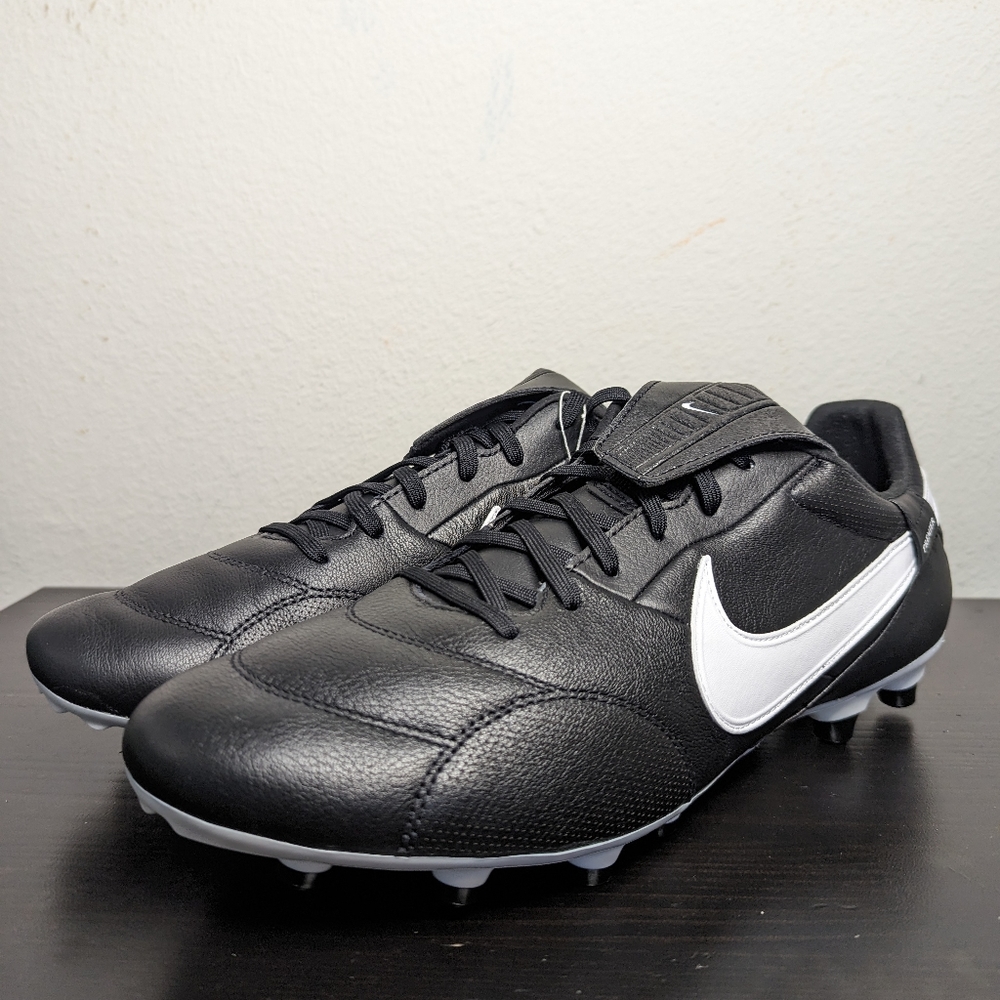 Nike Men's Premier III 3 FG Soccer Cleats Black/White AT5889-010 Box Missing Lid